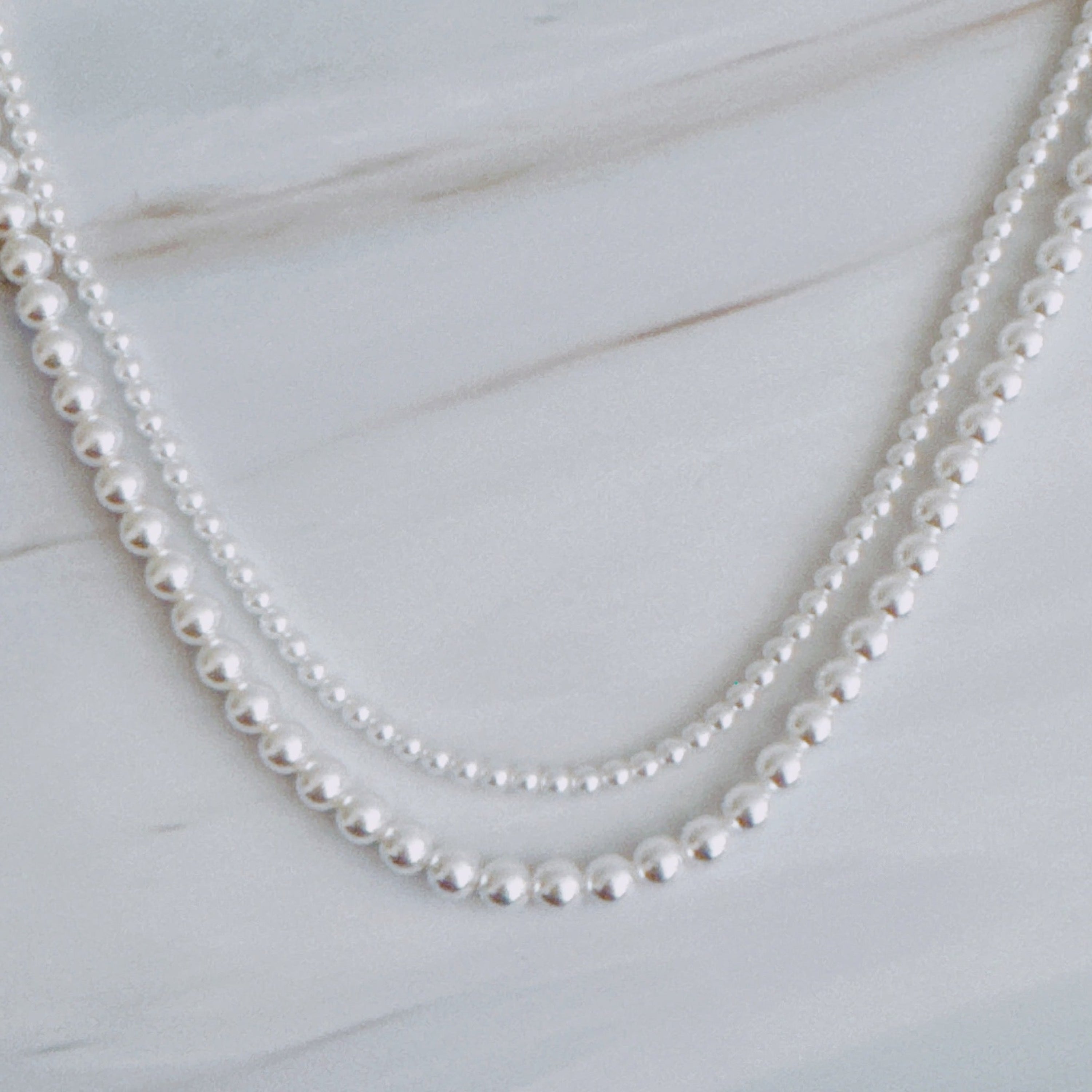 Endless Style Magnetic Pearl Necklace Duo