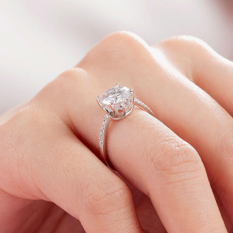 2 Carat Moissanite Diamond (8 mm) Engagement Ring 925 Sterling Silver MFR8347